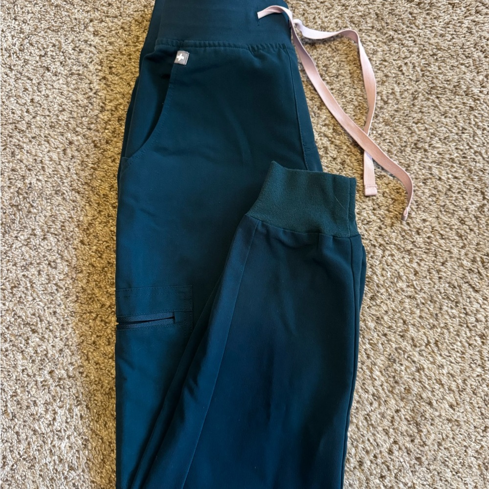 Figs Women's Scrub Pants in Caribbean blue